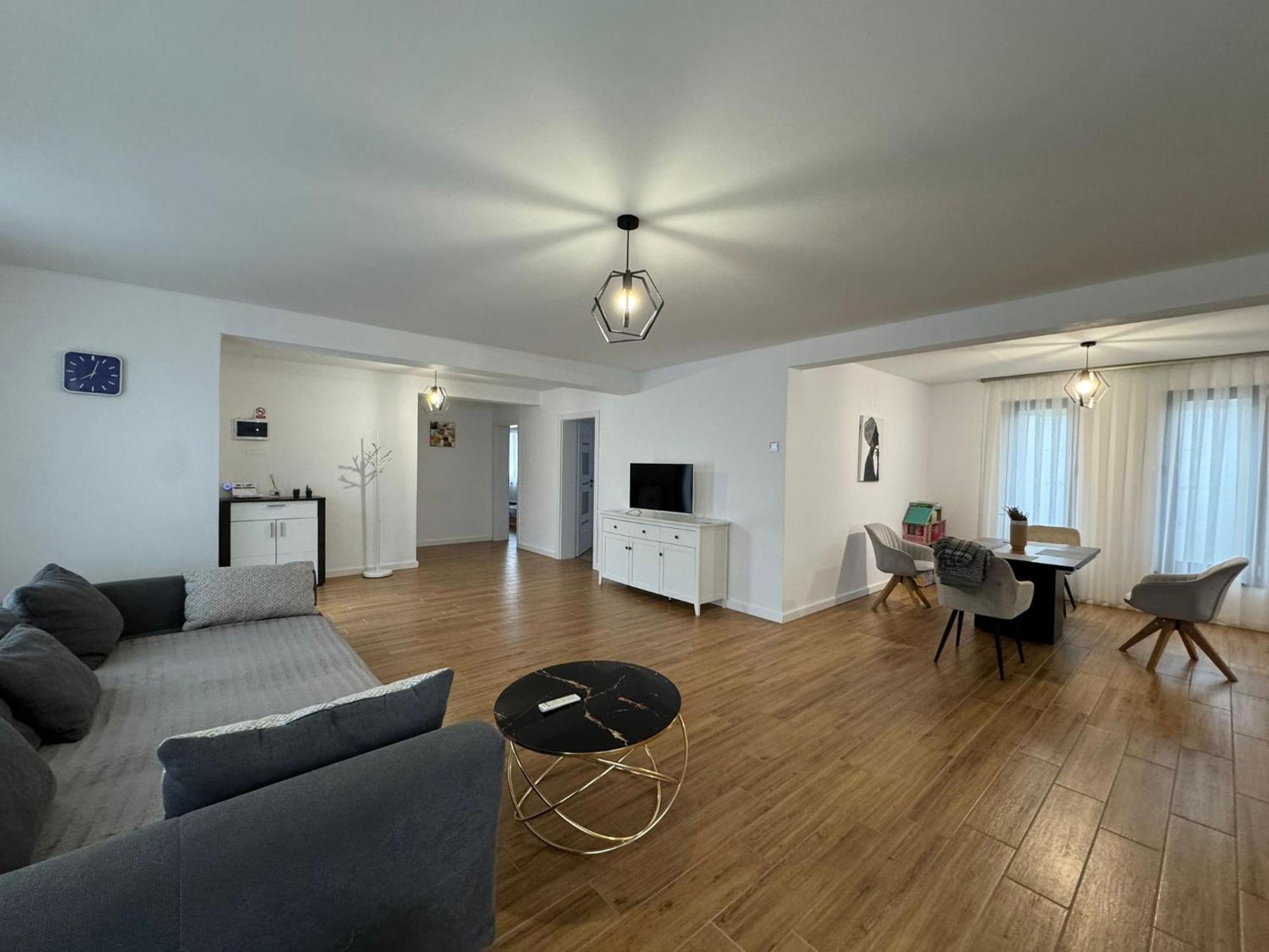 Vila Andrea Oradea Exterior photo